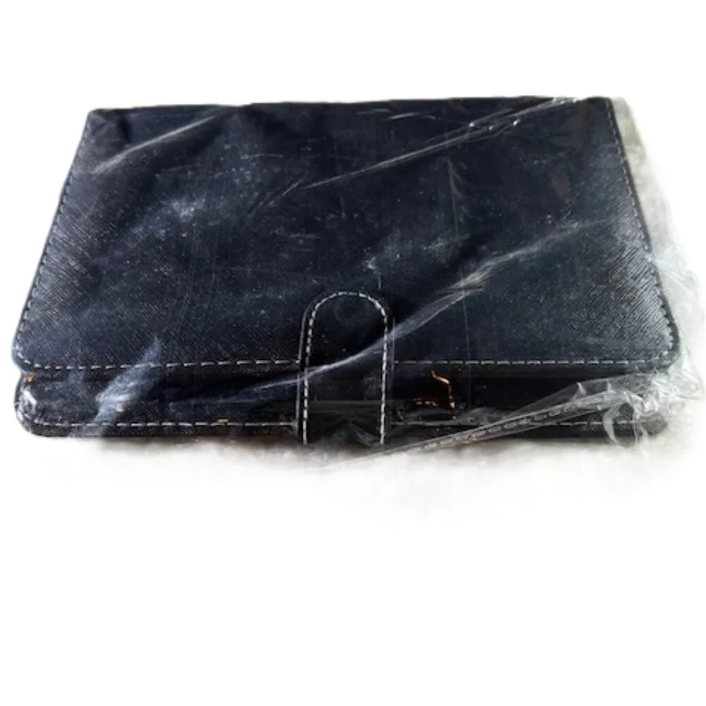 Black ipad keyboard and case